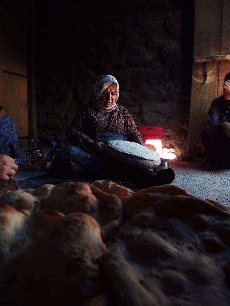In rural Van, women still bake bread the traditional way. (Credit: Fatma Nur Polatcan)