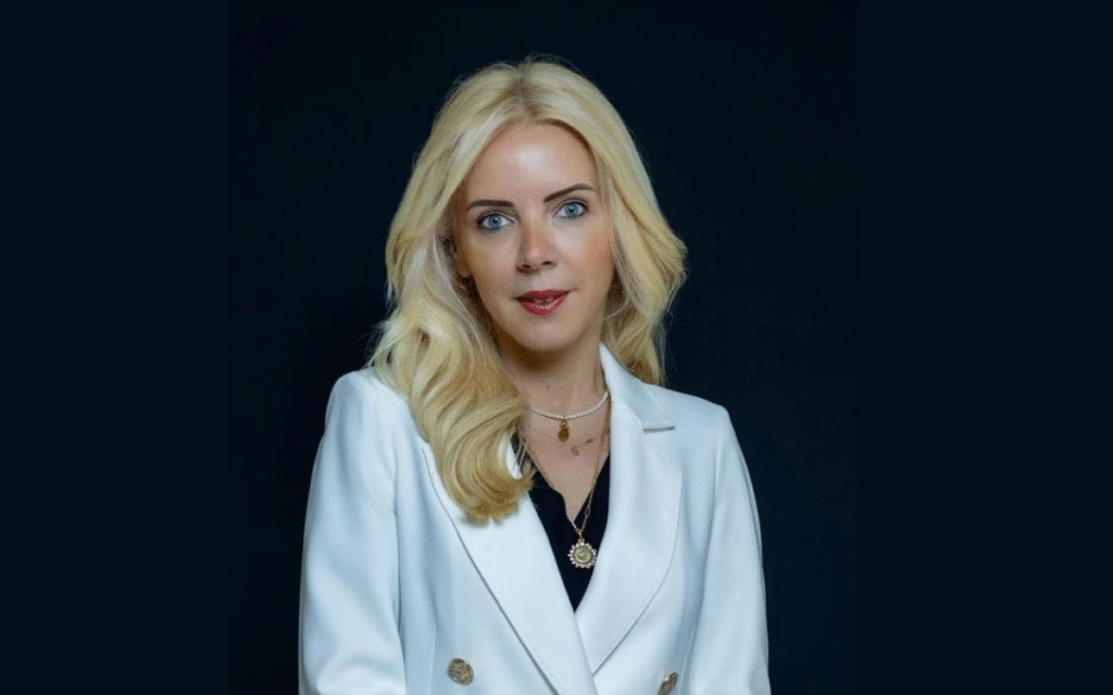 4- Menekşe Tokyay_Credit-her own archive