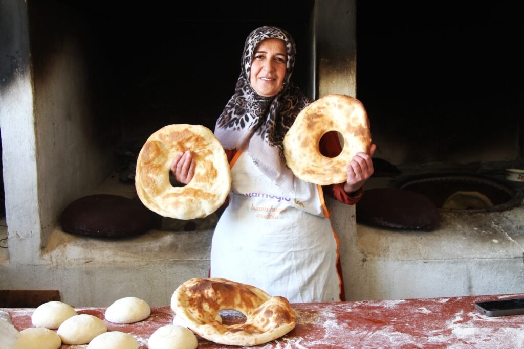 Seyran Akbal employs four women at the tandır she opened 12 years ago. (Credit: Fatma Nur Polatcan)