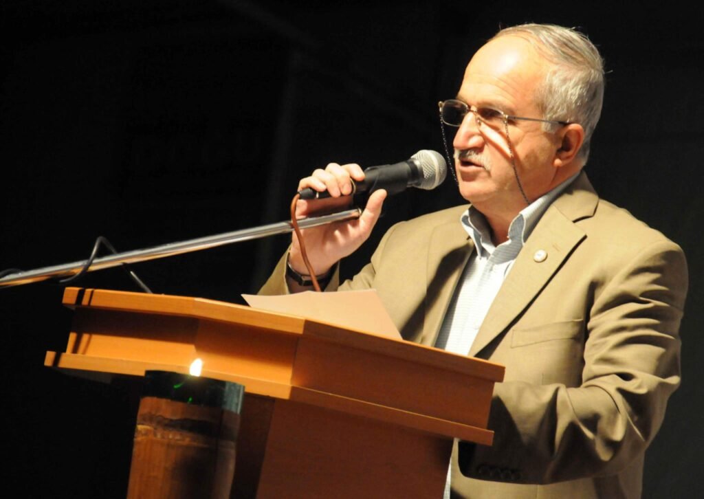 "Tandır bread is intertwined with Van’s culture", says journalist Ümit Kayaçelebi. (Credit: From his personal archive)