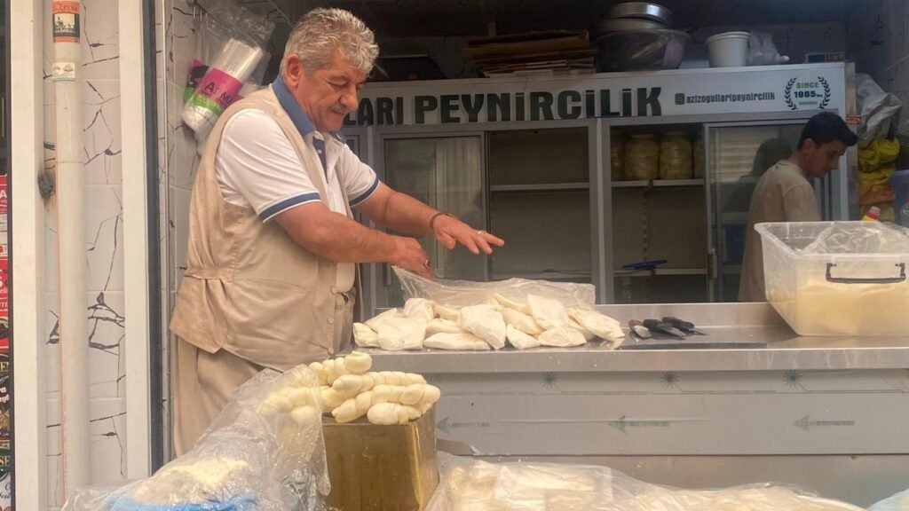10- Cheesemaker Şehmus İla_Credit- Gülistan Korban